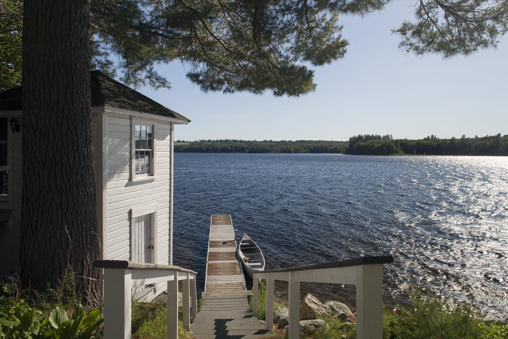 Wolf Cove Inn Poland المظهر الخارجي الصورة