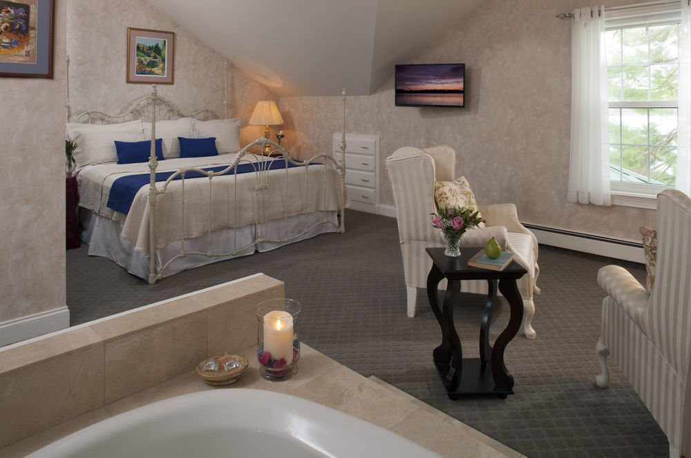 Wolf Cove Inn Poland المظهر الخارجي الصورة