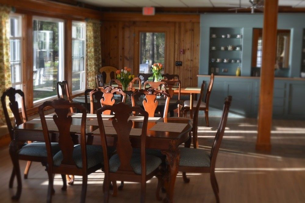 Wolf Cove Inn Poland المظهر الخارجي الصورة